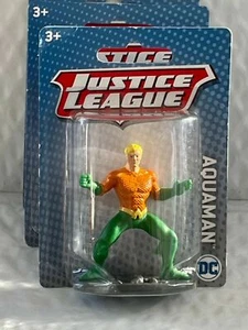MATTEL DC Comics JUSTICE LEAGUE 2.75" Figurine/Cake Topper - Aquaman - Picture 1 of 1