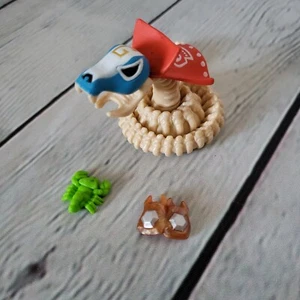 Treasure X Kings Gold Wrattler Mini Beast Battle Teeth Treasure  - Picture 1 of 6