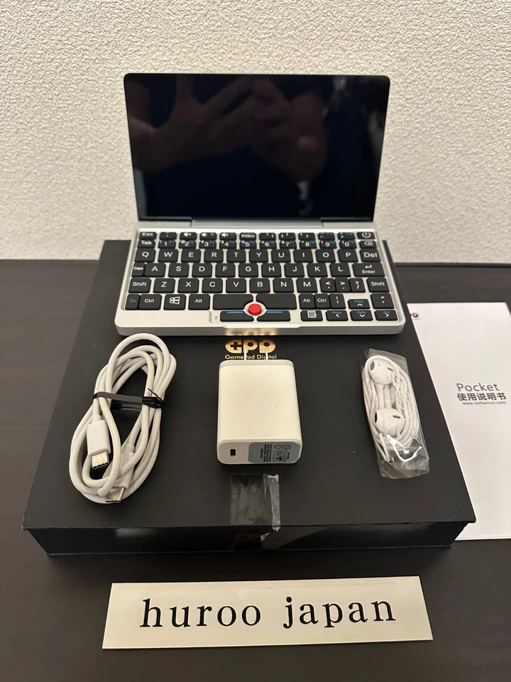 【Excellent】GPD Pocket UMPC Portable PC Intel Atom x7 Z8750 8GB/128GB WIndows10 - Image 1 of 4