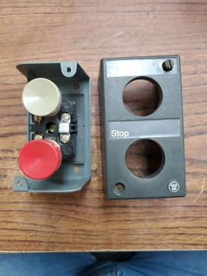 Estación Stop-Start WESTINGHOUSE SD2EOS NEMA 1 (TA13MS) Foto 1 de 4