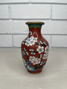 Vintage Traditional Chinese Cloisonné Floral Vase Small Flowers Bird Decorative - Picture 1 of 8