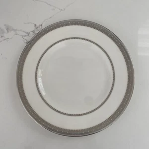 Wedgwood Vera Wang Vera Lace Accent Plate 9" Platinum Trim New - Picture 1 of 4