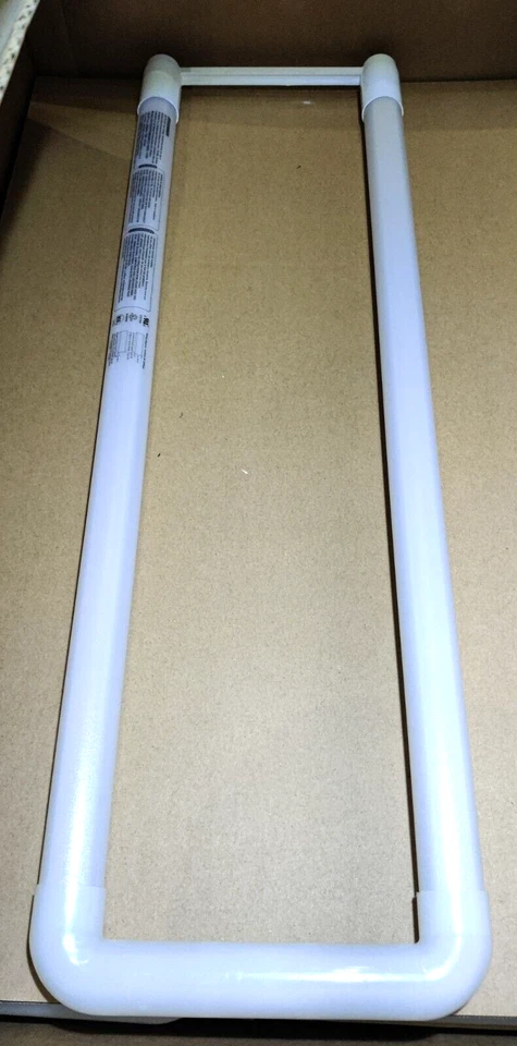 SYLVANIA40612-0 UBEND T8 LED FROSTED LIGHT - UPC: 046135406126 NEW! - Image 1 of 1