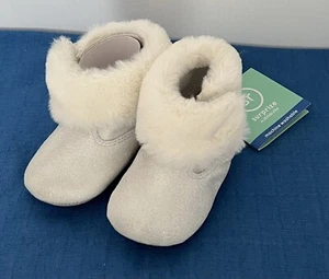 NWT STRIDE RITE BOOTS SHOES • Darby • Baby Girl 12-18 Months • White Sparkly - Picture 1 of 5