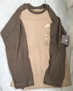 NEW NWT Nike Boys Long Sleeve T-Shirt Size Medium Brown - Bild 1 von 3