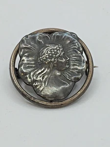 Art Nouveau Silver Brooch Pin Victorian Edwardian Embossed Lady 2.5cm J38 P273 - Picture 1 of 10