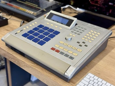 Mpc 3000 AKAI + Zip Iomega Scsi/Usb + 50 Zip Disks - Bild 1 von 4