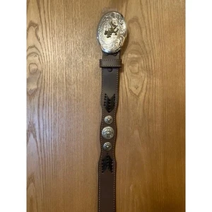 Wrangler Western Gürtel braun Leder silberne Schnalle Conchos Pfeildetail Gr. 28 - Bild 1 von 8