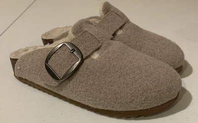 Mad Love Slip On Clogs Woman’s 7 Comfort - Image 1 of 4