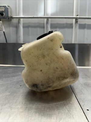 1981-1987 CHEVROLET GMC K10 WINDSHIELD WIPER FLUID BOTTLE JUG CAN ORIGINAL Foto 1 de 3