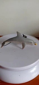 FIGURA DE DELFIN / EN PVC / DE UBISOFT - 2008 / PARA COLGAR DEL BOLS - Imagen 1 de 6