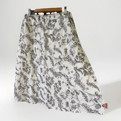 NWOT Axiome 100% Linen Nature Minimalist Floral Black & White Skirt Midi Skirt - Image 1 of 4