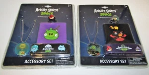 ROVIO ANGRY BIRDS SPACE ACCESSORY SET LOT OF 2 RING,DOG TAG,CUFF,WRISTBAND NEW - Picture 1 of 2