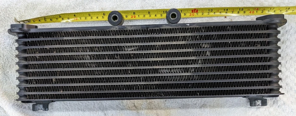 Suzuki Katana 600 GSX600F 2005 enfriador de aceite de motor Foto 1 de 4