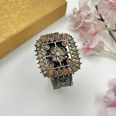 Braccialetto di design floreale placcato argento Kada Indian German Silver... - Immagine 1 di 3