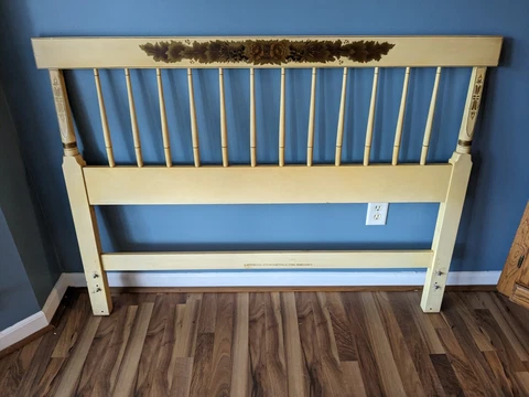 L. Hitchcock Full Headboard Mid 60's Vintage in Antique White Great Condition Cover