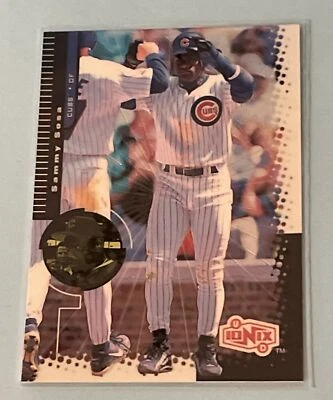 1999 UD Ionix #15 Sammy Sosa   Chicago Cubs NM - Image 1 of 3
