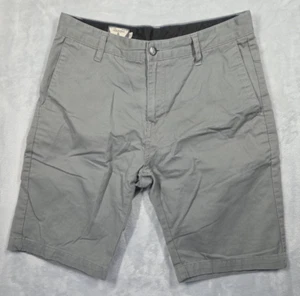 Volcom Shorts Men’s Size 30x10.5 Gray Vtg "True To This" Y2K 4 Pockets 0660 P - Picture 1 of 13