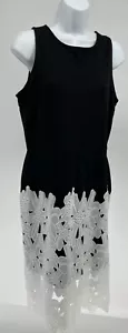 Abito midi donna Cremieux bianco e nero floreale senza maniche taglia large - Foto 1 di 8