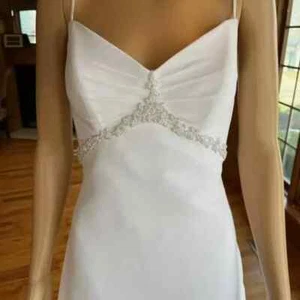 *NWT Maggie Sottero White Chiffon Empire Waist Bridal Gown Wedding Dress Size 10 - Picture 1 of 16