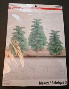 Papier Bäume Dekor Set von Recollections. Drei immergrüne Bäume. - Bild 1 von 2
