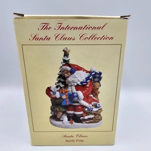 The International Santa Claus Collection “North Pole Santa Claus” Figurine 2005 - Picture 1 of 20