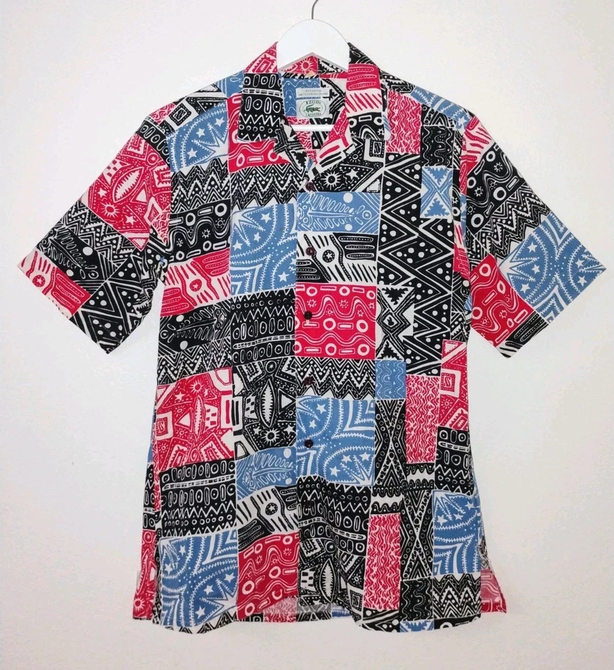 Camisa de algodón vintage para hombre Izod Lacoste arte hawaiano AOP talla mediana  Foto 1 de 4