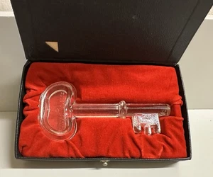 Libbey Glass Key to the City Key & Case Pressed Glass No Paperwork Rare - Picture 1 of 4