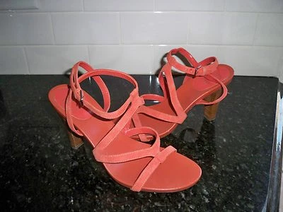 Sandalias de gamuza Circa Joan & David talla 9M para mujer caqui Pazzo con tiras  Foto 1 de 4