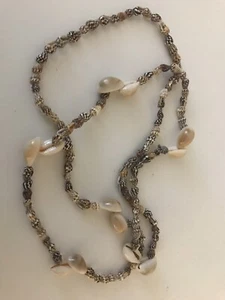 VTG Shell Necklace Fashion Costume Neutral Earthy Beach Surfer 16" Long - Picture 1 of 6
