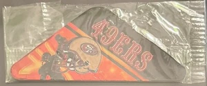 SAN FRANCISCO 49ERS NFL TRIANGLE PAPER FOOTBALL SEALED SERIES II NEW IN PACKAGE - Picture 1 of 2