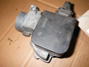 Mass Air Flow Sensor Air Flow Meter/Throttle Body 0 VW Golf II (19E) 1.3 - Picture 1 of 1