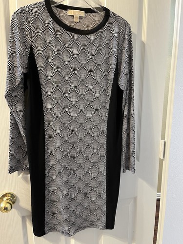 Abito tubino Michael Kors medio nero bianco colorblock elasticizzato slim dimagrante