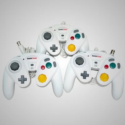 GameStop Wired Controllers for Nintendo GameCube Set of 3 White Turbo READ - Image 1 of 4
