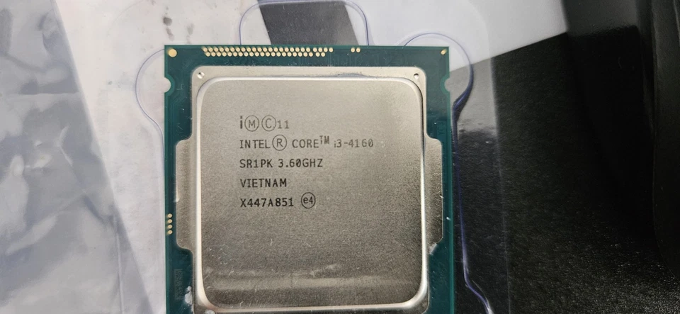 Procesador CPU Intel Core i3-4160 3,6 GHz LGA1150 usado Foto 1 de 1