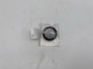 2008-2013 Mercedes C300 C350 Front Hood Emblem Badge Star NEW A 204 817 06 16 - Picture 1 of 5