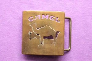 Hebilla de cinturón vintage rara hecha a mano de latón macizo o bronce camello - Imagen 1 de 3