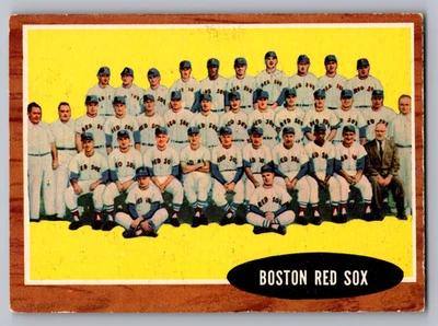 1962 TOPPS #334 BOSTON RED SOX TEAM CARD W/CARL YASTRZEMSKI - Image 1 of 3
