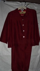 POETIC 2 PEZZI MIRTILLO ROSSO, GIACCA E CROP, PANTALONI. TG 11/12 BUSTO 38"VITA 28" - Foto 1 di 6