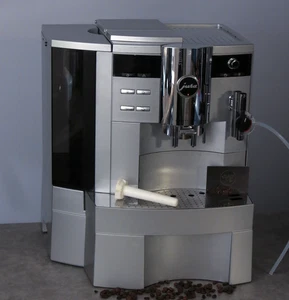 ~ Jura XS95 ONE TOUCH Pro Aroma+ Kaffeevollautomat mit Profi-Autocappuccinatore - Bild 1 von 8
