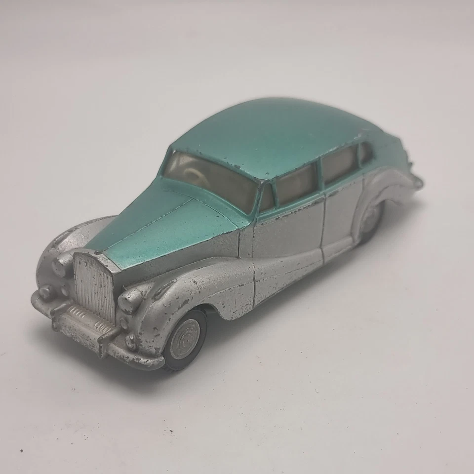 Rolls Royce Silver Wraith vintage Spot-On Triang escala 1:42 hecho en Gran Bretaña Foto 1 de 4