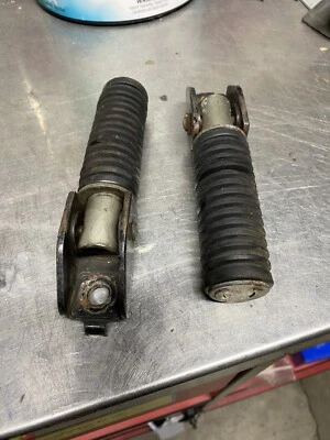  1974 HONDA CB360 CB 360 REAR FOOT PEGS FOOT RESTS H11 - Image 1 of 4