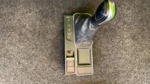 VW Atlas Transmission Gear Shifter Knob W/Console - Picture 1 of 4