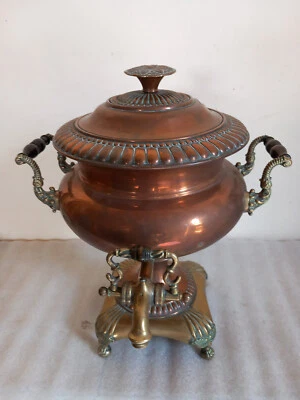 Ancien et trés beau Samovar en cuivre rouge et bronze - Photo 1/4