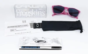 NOS VINTAGE SUNGLASSES OAKLEY FROGSKINS WILDBERRY N' MILK JAPAN SWISS PLUTONITE - Picture 1 of 8