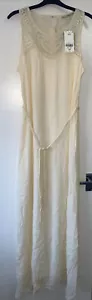 NEXT BEAUTIFUL CREAM COLOUR LADIES/WOMEN DRESS SIZE 12 NEW WITH TAGS RRP £55 - Picture 1 of 6
