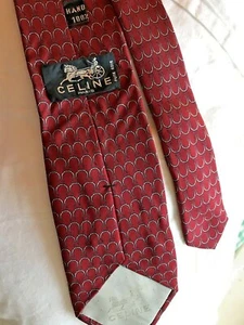 Vintage HORSE SHOE MOTIF 100% Silk Print Necktie CELINE PARIS Dark Red Neck Tie - Picture 1 of 5