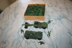 Vintage Lot of 2" Rubber Soldiers + Two Vehicles - Picture 1 of 4