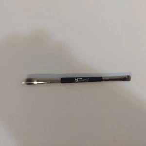 NEW 6.5" IT Cosmetics Heavenly Luxe No Tug Dual Airbrush Eyeshadow 2 in 1 #5 - Picture 1 of 5