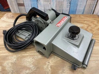 Cepilladora Makita 12 1/4 KP310 312 mm ¡Funciona!! 50-60Hz 1460W 15A 100V 14000RPM USADO Foto 1 de 4